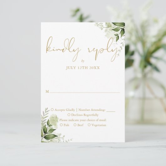 Elegante Gouden Groene Bloemige Bruiloft RSVP Kaartje (Staand voorkant)