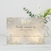 Elegante Gouden Hartjes Kant Bruiloft RSVP Kaart (Staand voorkant)