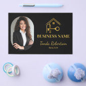 Elegante Gouden Huissleutel Professionele Makelaar Flyer (Enkel)
