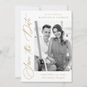 Elegante Gouden Kalligrafie 2 Foto QR Code Huwelij Save The Date (Voorkant)