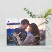 Elegante gouden kalligrafie Save the Date Kaart (Staand voorkant)