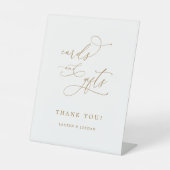 Elegante gouden kalligrafie trouwkaarten en gesche reclamebord met voetstuk (Voorkant)