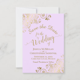 Elegante gouden kantfiligraan op lila paarse trouw save the date