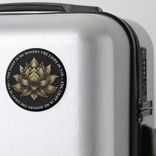 Elegante gouden lotusbloem Het licht in mij... Magneet