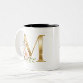 Elegante Gouden Monogram M Mok (Voorkant links)