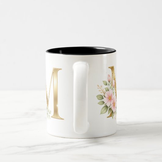 Elegante Gouden Monogram M Mok (Handvat)