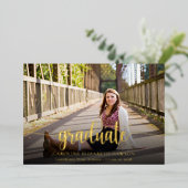 Elegante Gouden Script Foto Afstudeerfeest Folie Uitnodiging (Staand Voorkant)