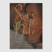 Elegante gouden script foto bruiloft opslaan van d magnetische uitnodiging (Voorkant)