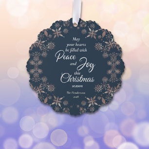 Elegante gouden sneeuwvlokken Peace Joy Blue Ornament Kaart