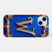 Elegante Gouden W Monogram Versierd Met Parels iPhone 15 Case (Achterkant horizontaal)