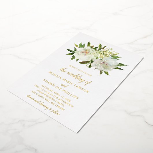 Elegante gouden witte bloem moderne bruiloft folie uitnodiging (Gedraaid)