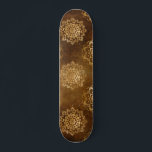 Elegante goudfolie en zwarte Indiase mandala Persoonlijk Skateboard<br><div class="desc">Spirituele Elegante Goudfolie en Zwarte Bloemen Indische Mandala Patroon.</div>