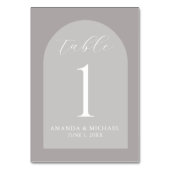 Elegante Grey Hues Boog Trouwtafel Kaarten (Achterkant)