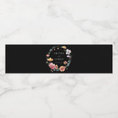 Elegante grillige zwarte wilde bloem bruiloft waterfles etiket (Enkel label)