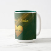 Elegante Groen & Goud Trouwdatum Tweekleurige Koffiemok (Voorkant rechts)