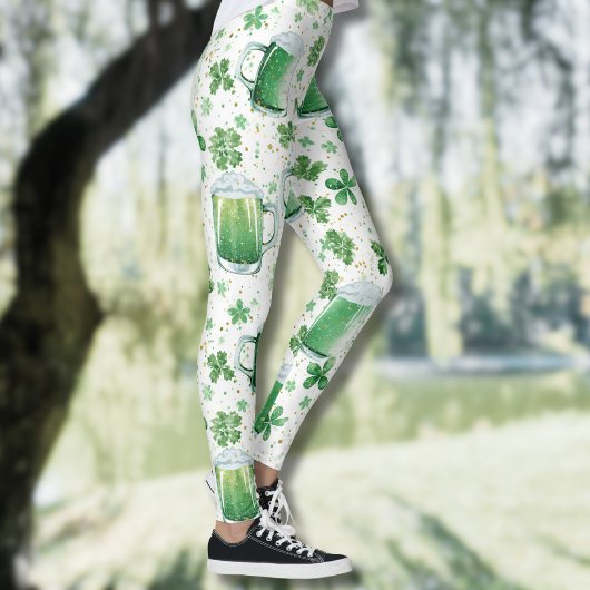 Elegante groene bierpullen en witte klavertjes leggings