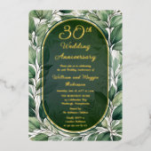 Elegante groene bladeren 30ste bruiloft Jubileum Folie Uitnodiging (Voorkant)