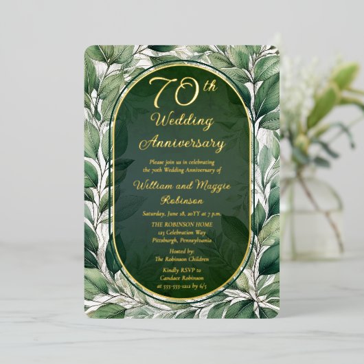 Elegante groene bladeren 70ste bruiloft Jubileum Folie Uitnodiging (Staand Voorkant)