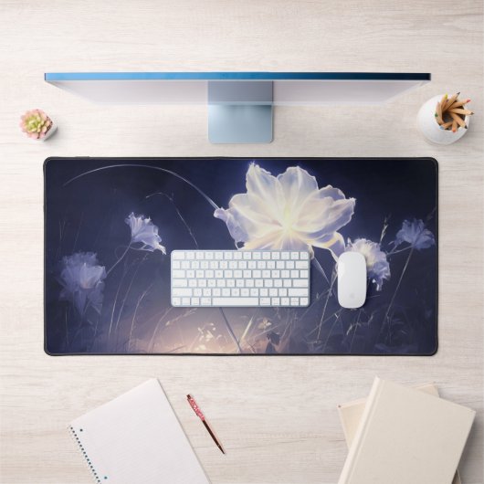 Elegante groene bladeren op zachte beige achtergro bureaumat (Kantoor 1)