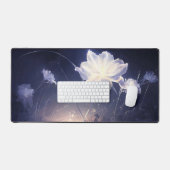 Elegante groene bladeren op zachte beige achtergro bureaumat (Keyboard & Muis)