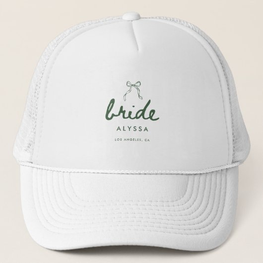 Elegante Groene Coquette Script Bruidsnaam Trouwen Trucker Pet (Voorkant)