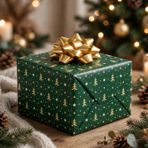 Elegante groene en gouden kerstbomen en sterren