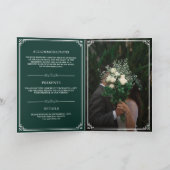 Elegante groene en witte monogram trouwkaart (Binnen)