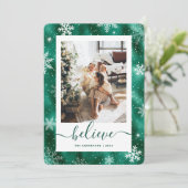 Elegante groene foto sneeuwvlok feestdagenkaart (Staand voorkant)