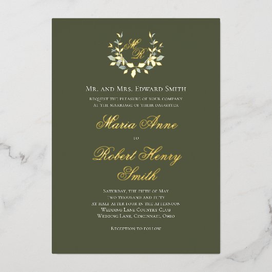 Elegante groene kalligrafie gouden monogram bruilo folie uitnodiging (Voorkant)