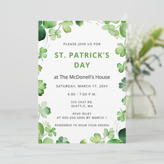 Elegante groene klaver Shamrock St Patricks Day Kaart (Staand voorkant)