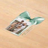 Elegante Groene Waterverf Bow Foto Vakantie Kaart Acryl Uitnodigingen (Laagn)