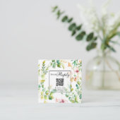 Elegante groene wilde bloem RSVP QR-code Informatiekaartje (Staand voorkant)