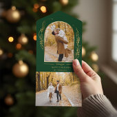 Elegante hand getrokken gouden Holly Arch foto All In One Uitnodiging