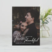 Elegante handgeschreven typografie bruiloft bedank bedankkaart (Staand voorkant)