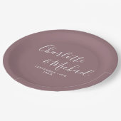 Elegante handtekening script mauve bruiloft papieren bordje (Gekanteld)
