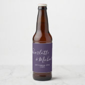 Elegante handtekening script paarse bruiloft bier etiket (Voorkant)