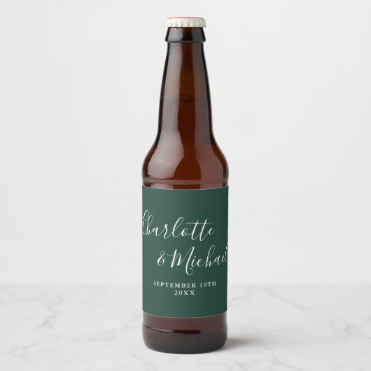 Elegante handtekening script smaragdgroene trouw bier etiket (Voorkant)
