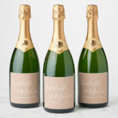 Elegante handtekening script tan taupe bruiloft sparkling wijnetiket (Flessen)