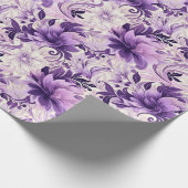 Elegante harmonie: Violet en witte bloemen Cadeaupapier (Hoek)