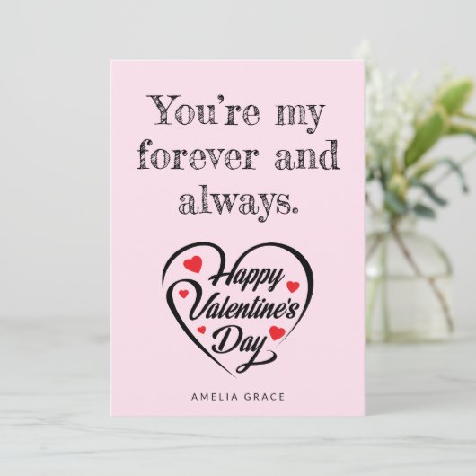 Elegante Hart Typografie Zachte Roze Valentijnsdag Feestdagenkaart (Staand voorkant)