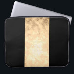 Elegante heldere faux goud en zwarte strepen laptop sleeve<br><div class="desc">Minimalistisch,  modern en stijlvol design met faux gouden streep op een zwarte achtergrond.</div>