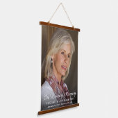 Elegante herdenkingsfoto witte scriptoverlay hangend wandkleed (Gebogen)
