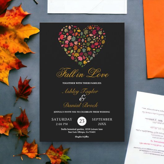 Elegante herfst bladeren hart zwart bloemenbruilof kaart