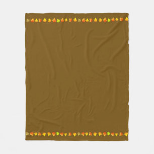 Elegante herfstbladeren op lichtbeige fleece deken