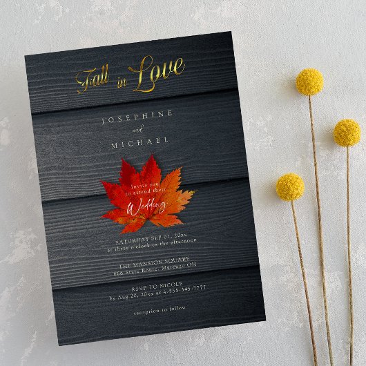 Elegante herfstliefde | Gouden Script herfst bruil Kaart