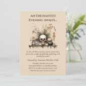 Elegante herfstschedel en kaarsen heksenfeest kaart (Staand voorkant)