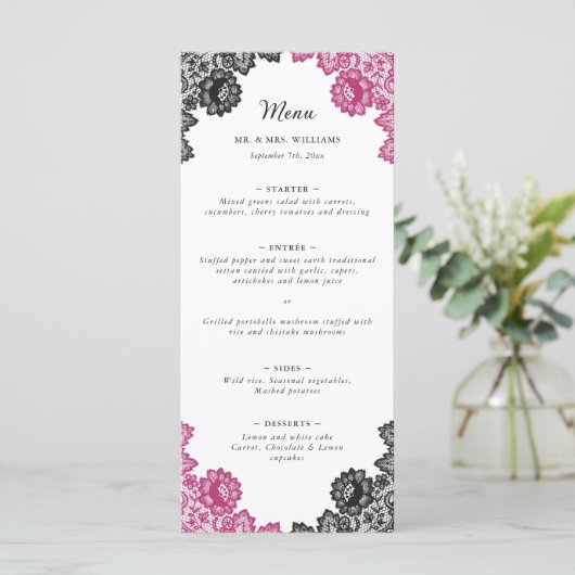 Elegante hete roze en zwarte bloemenkant bruiloft menu (Staand voorkant)