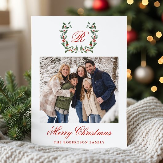 Elegante Holly Berry Krans Monogram Foto Feestdagenkaart