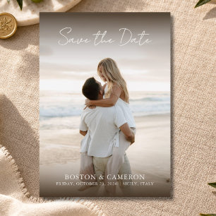 Elegante huwelijksaankondiging voor een bestemming save the date