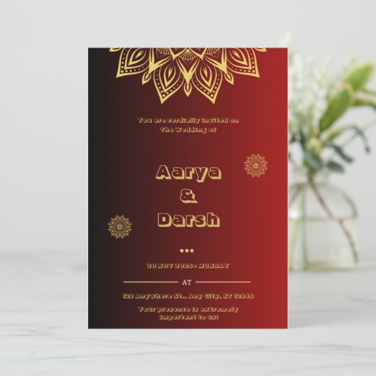 Elegante Indiase huwelijksuitnodiging in rood en g Kaart (Staand voorkant)